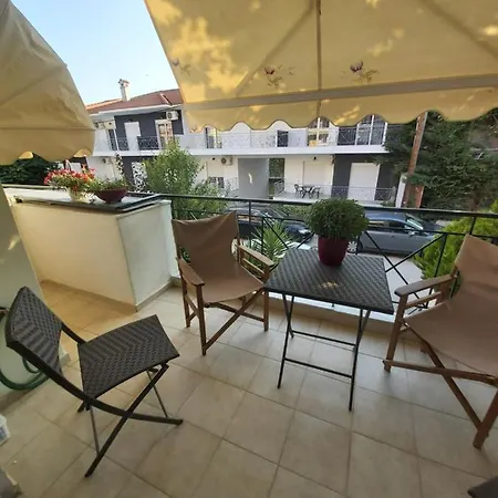 Captivating 1-bed In Kallithea Apartament