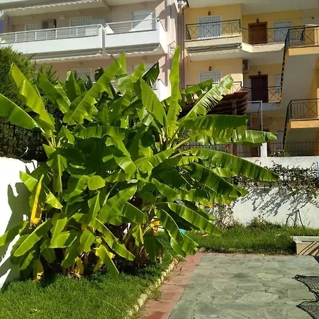 Апартаменты Captivating 1-bed In Kallithea Kallithea (Chalkidiki)