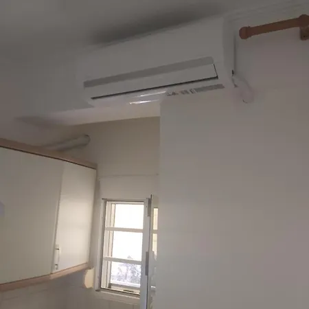 Captivating 1-bed In Kallithea Апартаменты Kallithea (Chalkidiki)